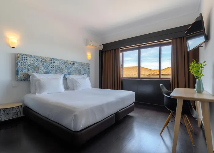 Aquahotel By Aqualeisure 4* أوفار