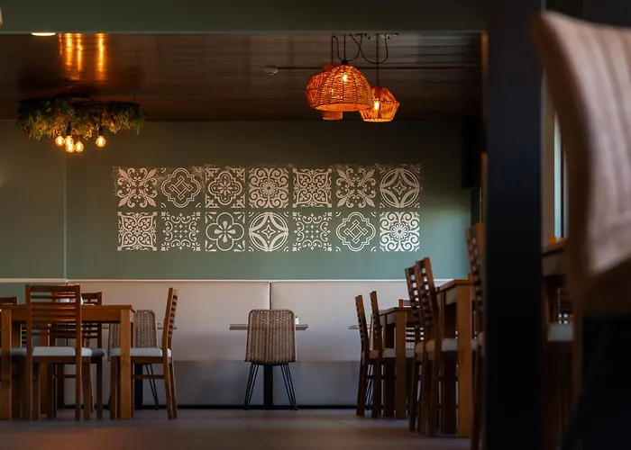 Aquahotel By Aqualeisure أوفار