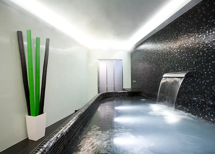 فندق Aquahotel By Aqualeisure 4*