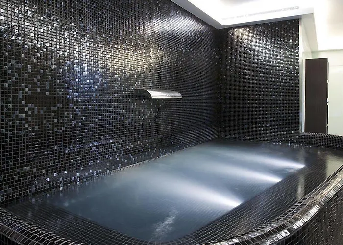 Aquahotel By Aqualeisure فندق 4*